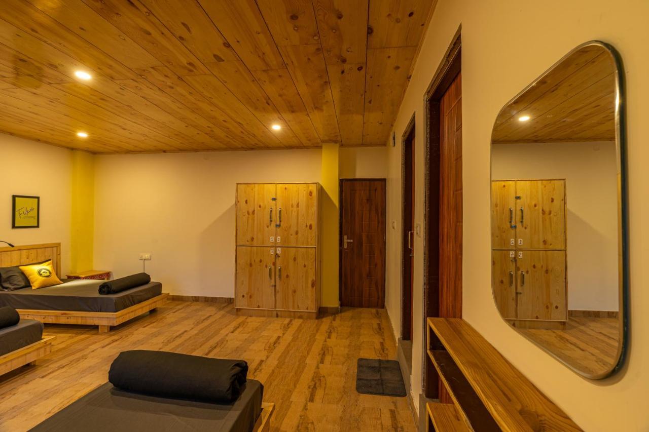 The Hosteller Tirthan Valley Gushaini ภายนอก รูปภาพ