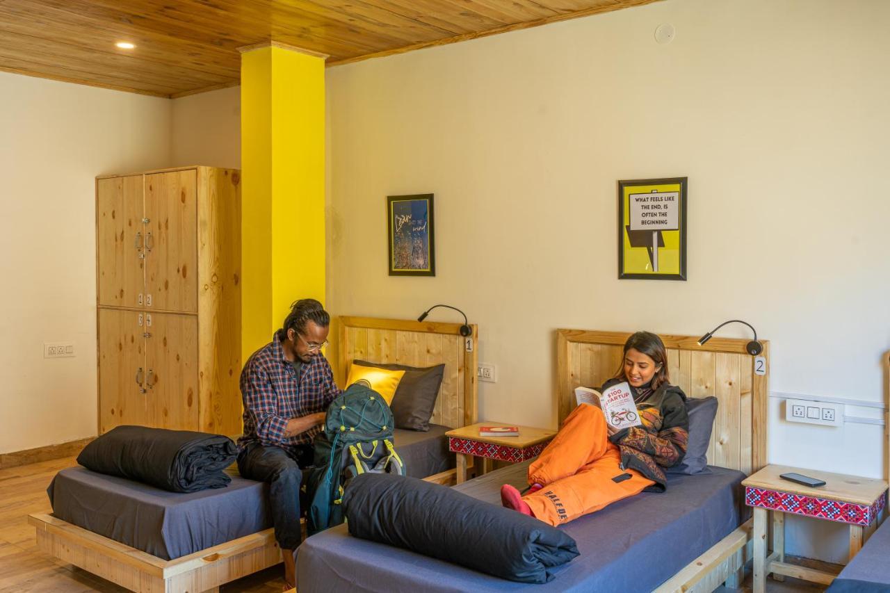 The Hosteller Tirthan Valley Gushaini ภายนอก รูปภาพ