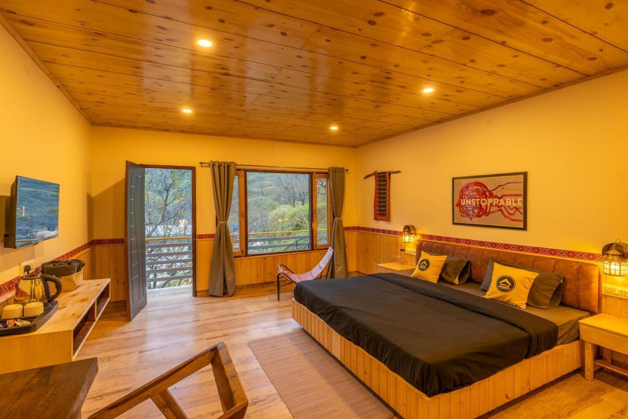 The Hosteller Tirthan Valley Gushaini ภายนอก รูปภาพ