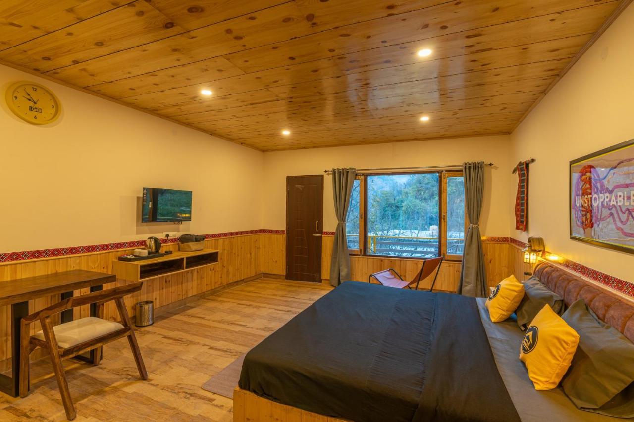 The Hosteller Tirthan Valley Gushaini ภายนอก รูปภาพ