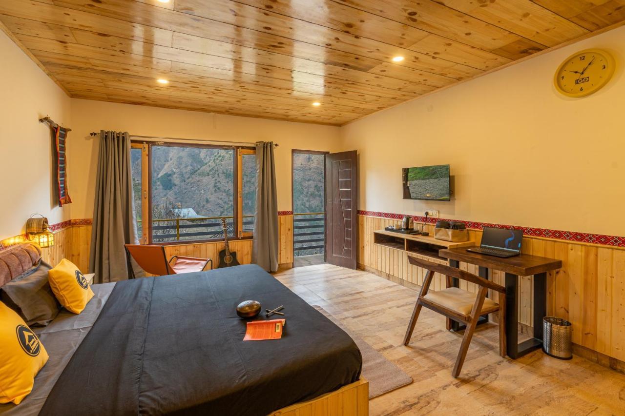 The Hosteller Tirthan Valley Gushaini ภายนอก รูปภาพ