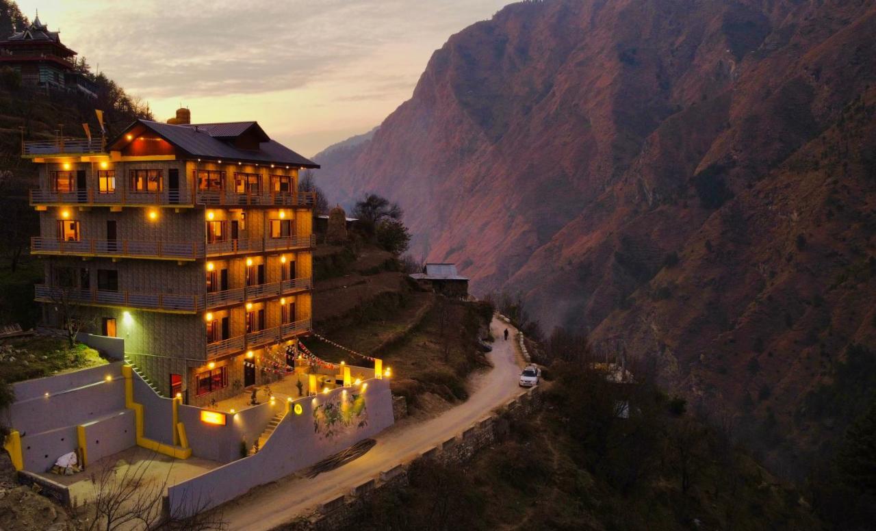 The Hosteller Tirthan Valley Gushaini ภายนอก รูปภาพ