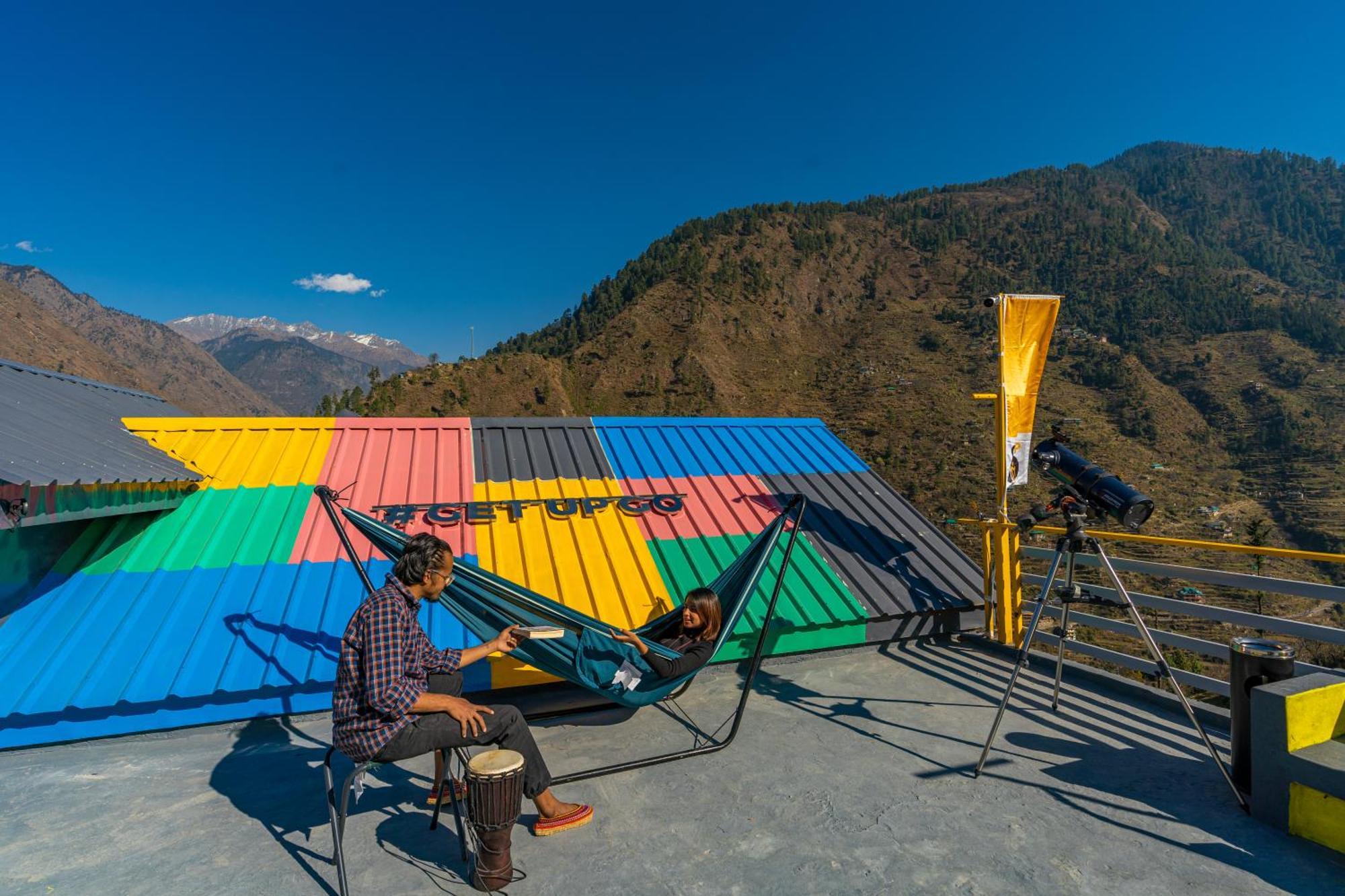 The Hosteller Tirthan Valley Gushaini ภายนอก รูปภาพ